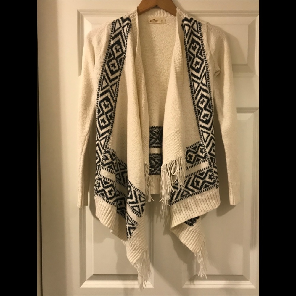 Hollister sweater